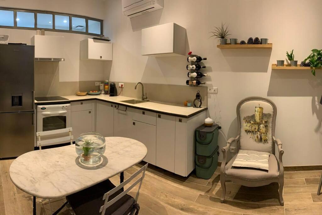 Jolie Appartement En Plein Centre Du Village Les Arcs-sur-Argens Екстер'єр фото